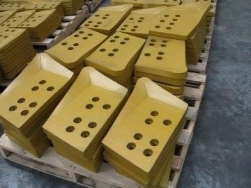 30MNB bulldozer end bit for D5N D6M dozer cutting edge 8E-9379 Durable construction