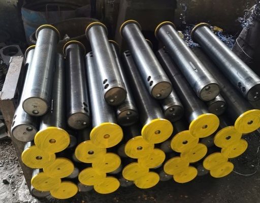 3060475 3088573 3088577 Excavator ZX330/ZX300/EX300 Bucket Pin with Silver Coating