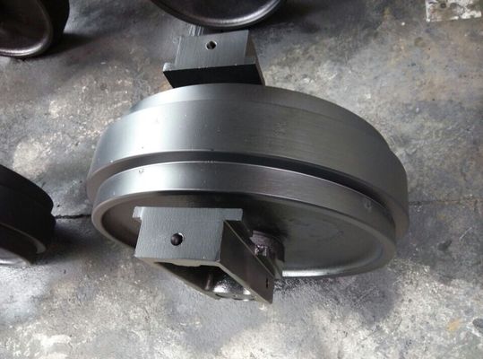 JD450H Dozer Front Idler Assembly with Black/Yellow Color and Casting Technique