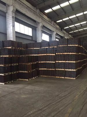Highly durable HRC37-49 Pc200 track shoes for excavator triple grouser track pad